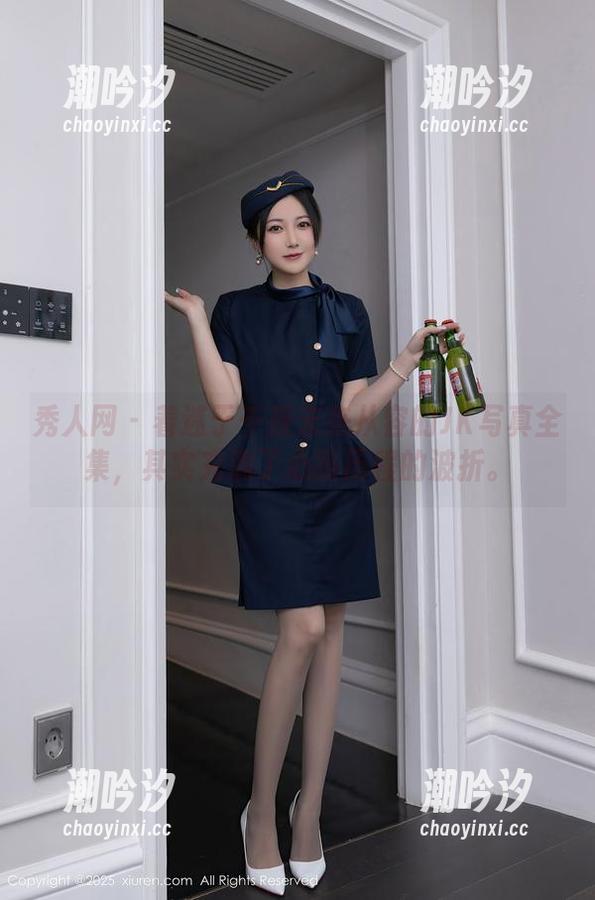 秀人网 - 着迷于千夜未来从容的JK写真全集，其实充满了心路历程的波折。