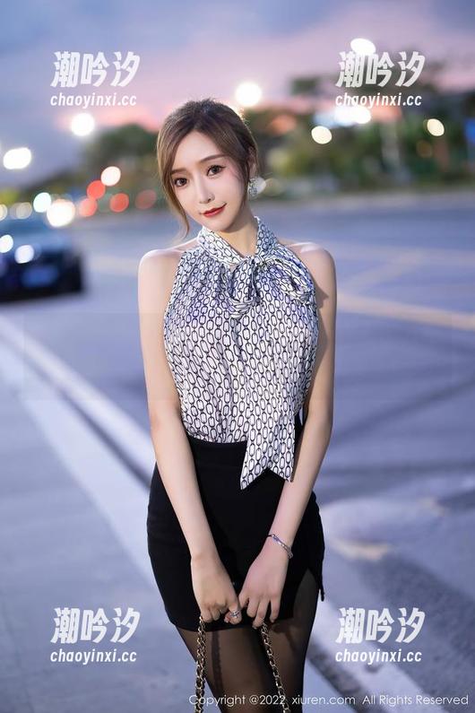 秀人网 - 南乔图集：她的清纯让人无从下手