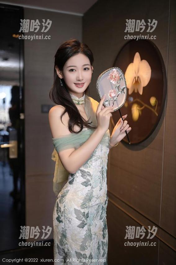 秀人网 - 看了娜比的黑白图集，友情提示：不小心可能会想加入黑白配的俱乐部！
