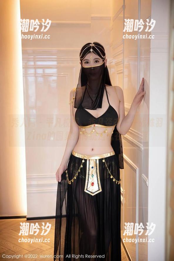 秀人网 - 平凡校服、非凡姿态——战姝羽Zina的图集把传统遗忘在了角落