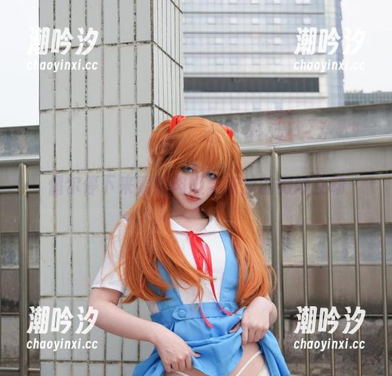 偶尔停下来看绞肉姬与灰丝的微妙互动