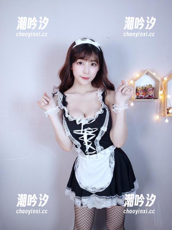 微密圈 - 下载酱出没！羊小雪juvia的舰长图包–浅蓝泳装美图一触即发