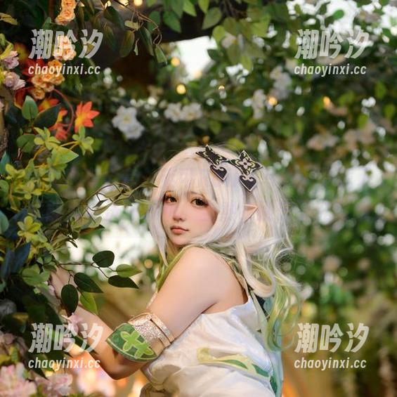 修女也有全套，莱可Raika写道：下载了就能为你洗净烦忧，当然，别忘了充电哦