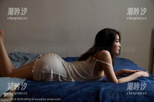 蜜桃社 - Rola的黑丝图包：不只在裙子下面，脑补继续！