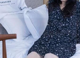 袜啵啵 – 小沫的高清裸足叹息：花絮版，让我们谈谈片甲不留的轻松气氛！