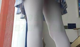 西尔酱真的变成穿白衣的仙女了，花嫁cos她自己也想不到！图集里的细节真赞！