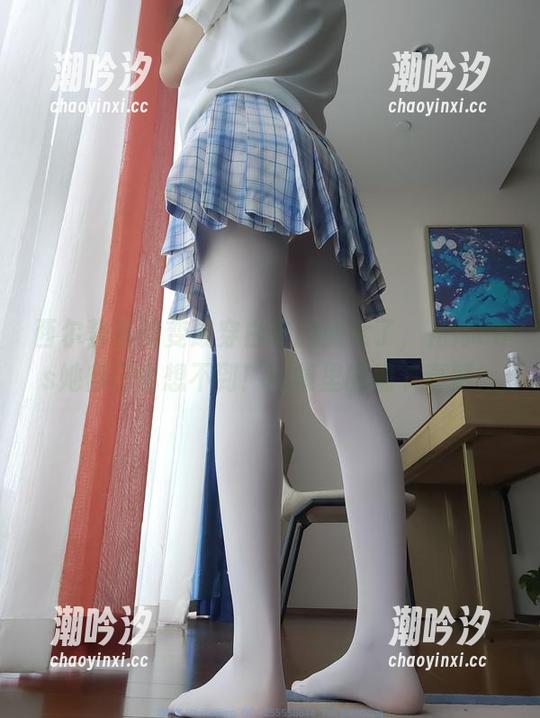 西尔酱真的变成穿白衣的仙女了，花嫁cos她自己也想不到！图集里的细节真赞！