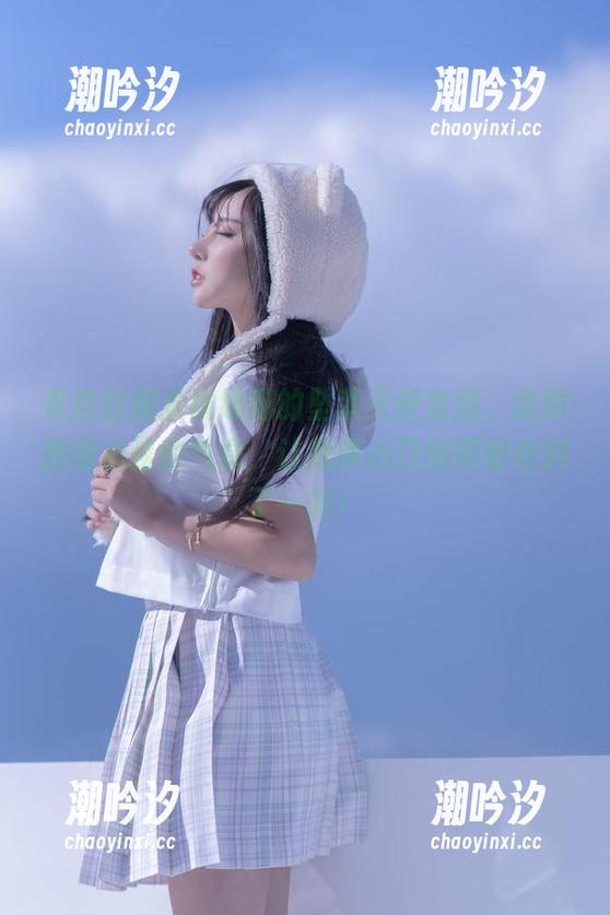 来自过期米线线喵的坠落天使套图，这股撩动心弦的气息，让我捧心口的同时也抖了一抖！