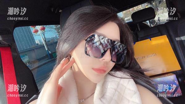 金希儿 微密圈 - 当紫色睡袍和无圣光碰撞,金希儿的写真系列就变成了一场另类视野的狂欢!
