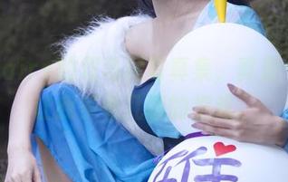 阮邑Fairy的双马尾写真集，真是个时候让我多看几眼的把戏。