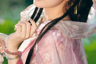 办公室的离经叛道，雯妹不讲道理个性写真图集彰显最真实的魅力