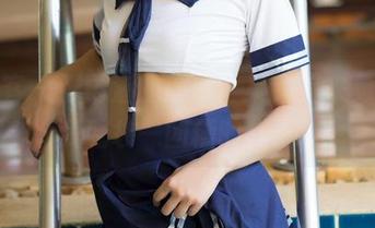 青豆客 – 张雨涵的瑜伽全集，晃来晃去，我脑袋一团糟的样子…